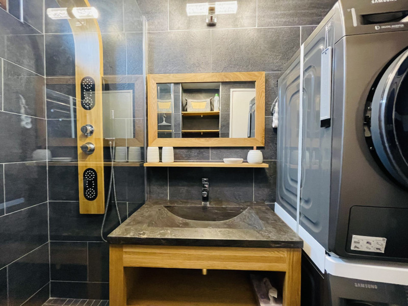 _lv_images__lot_0075553434_11_1447447