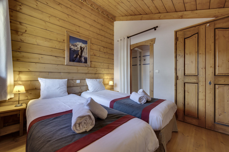 _lv_images__lot_0075553474_09_1447090