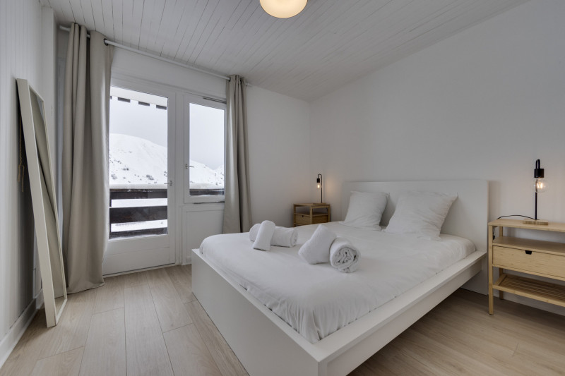 _lv_images__lot_0075553557_06_1447567