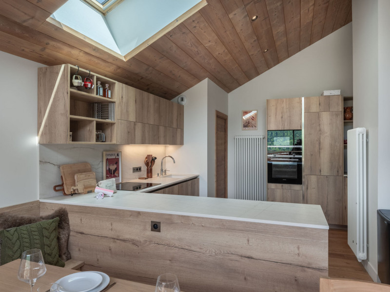 _lv_images__lot_0075553590_03_1444008