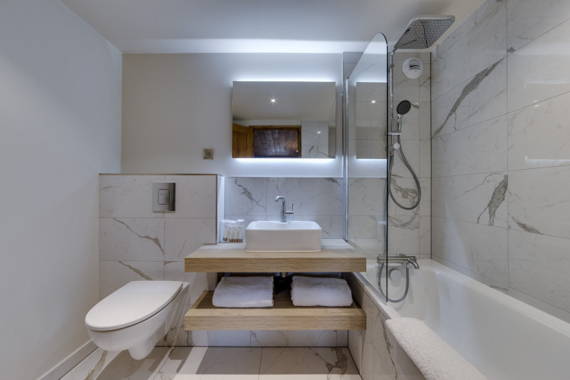 _lv_images__lot_0075553655_07_1447896