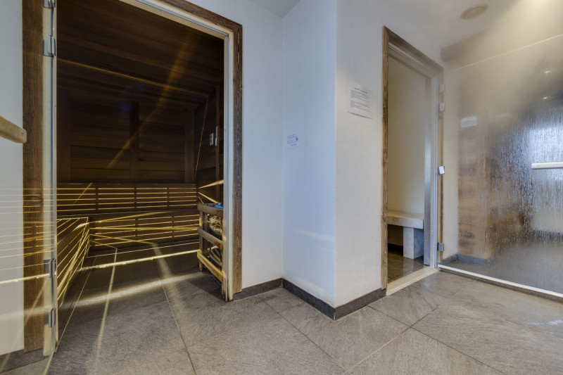 _lv_images__lot_0075553655_16_1447905