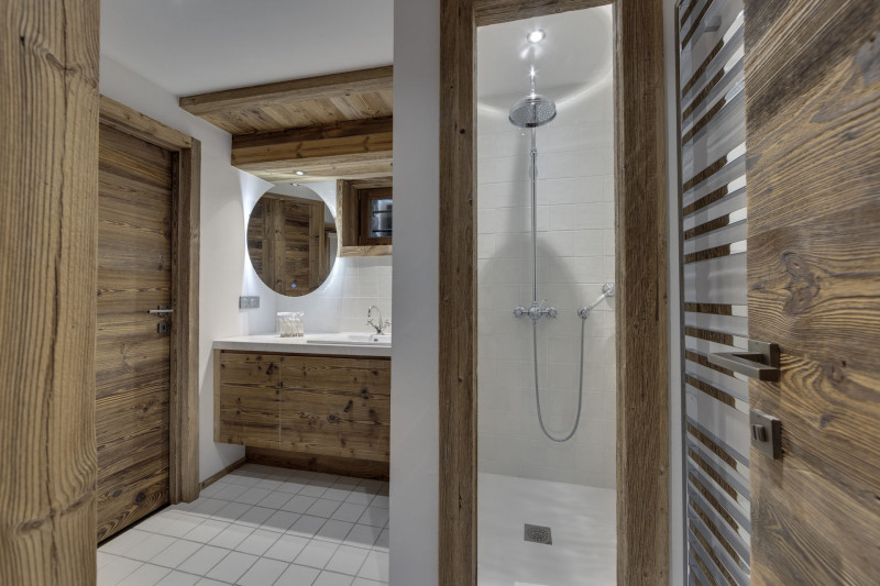 _lv_images__lot_0075553703_08_1446388