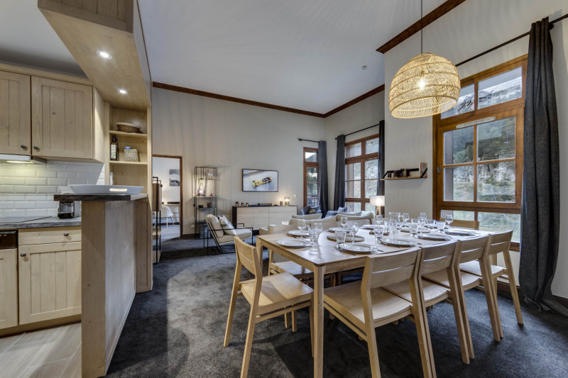 _lv_images__lot_0075553763_04_1447925