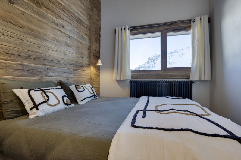 _lv_images__lot_0075553778_09_172396