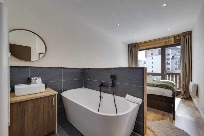 _lv_images__lot_0075553797_07_1447302