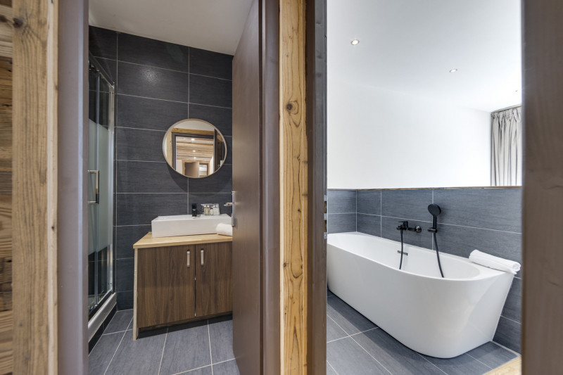 _lv_images__lot_0075553797_10_1447305