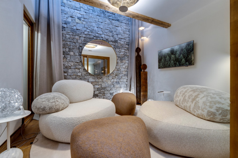 _lv_images__lot_0075553819_06_1446491