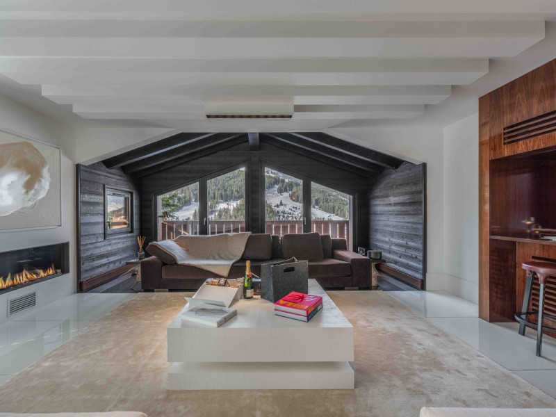 _lv_images__lot_0075553886_02_1446119