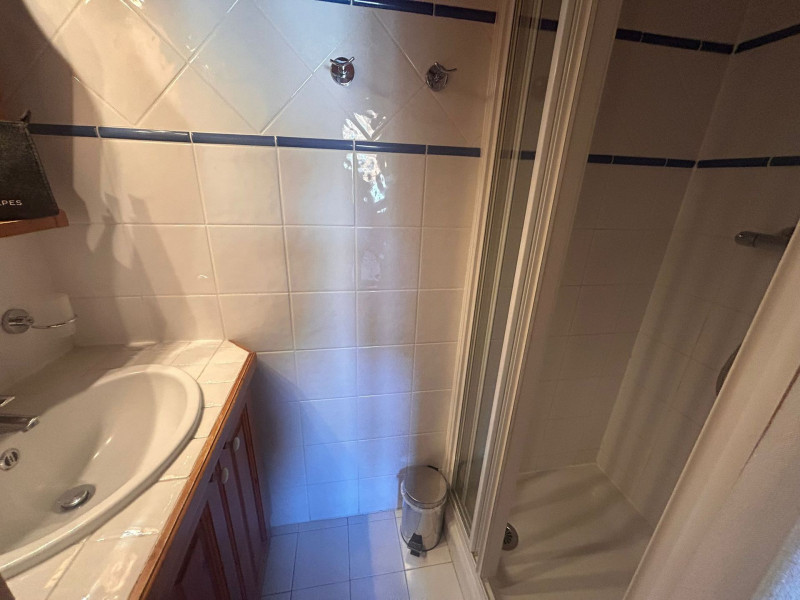 _lv_images__lot_0075553973_14_1447110