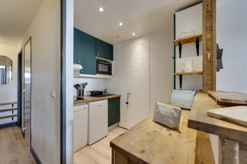 _lv_images__lot_0075554052_04_1447580