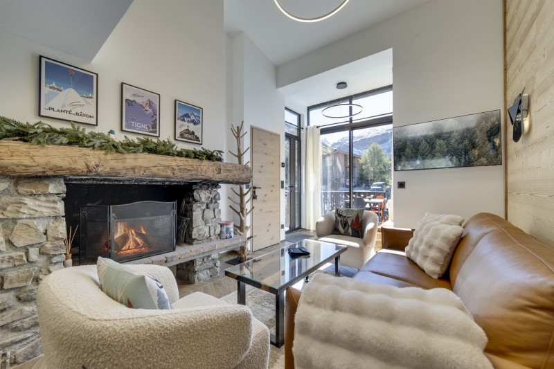 _lv_images__lot_0075554056_01_1447037