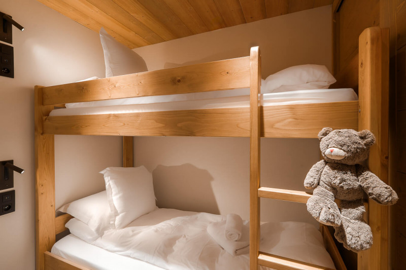 a08-steamboat-bunk-room-1465964