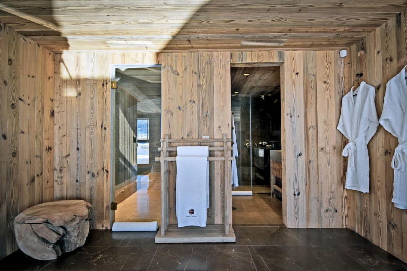 a401ccac-2bc2-4f92-b3eb-c82899903e65-1451079