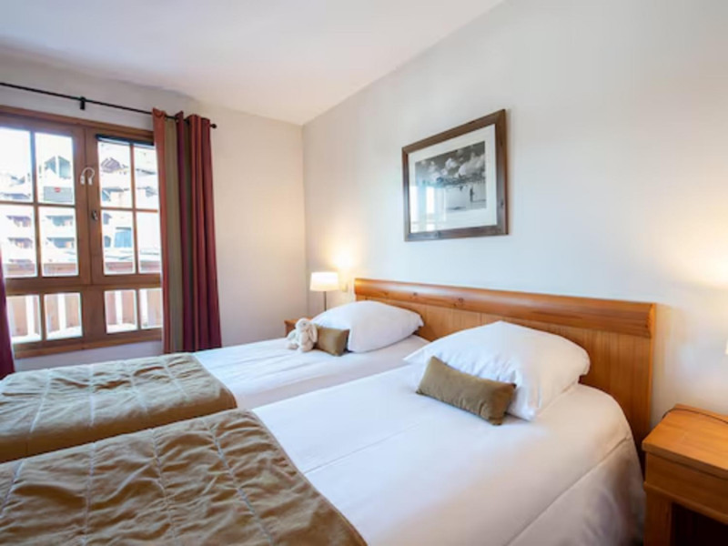 aaa-107902-43-1015664