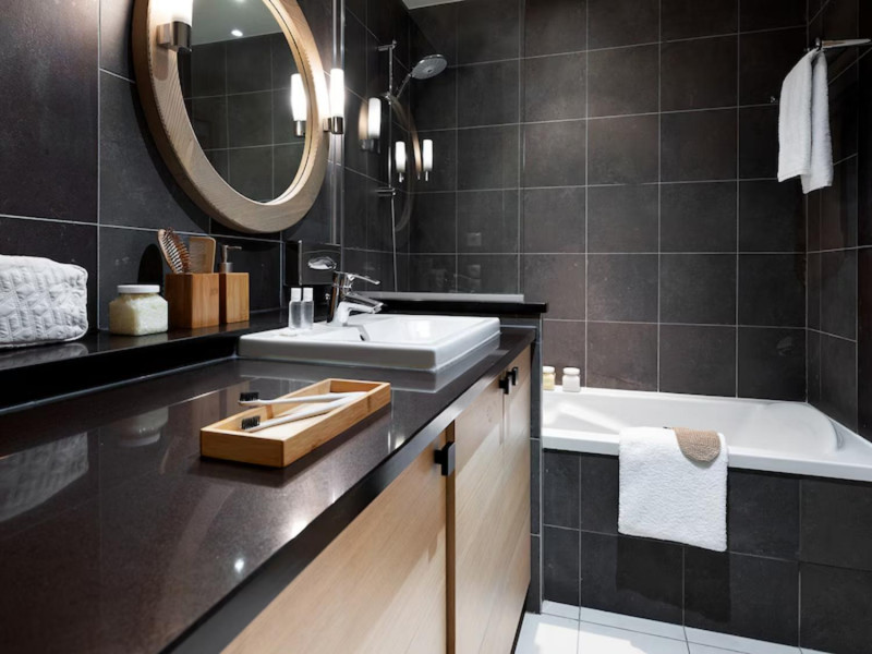 aaa-148246-43-1344507