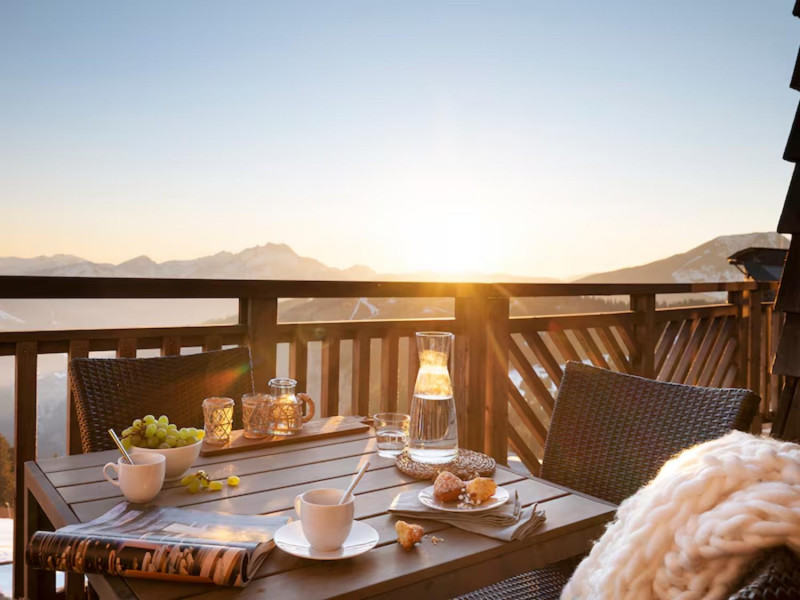 aaa-148312-43-1344574