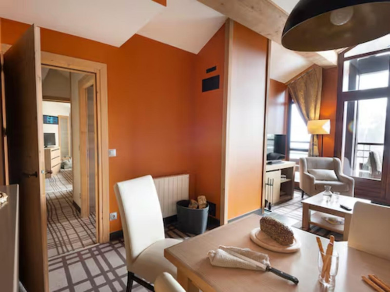 aaa-148474-43-1000050