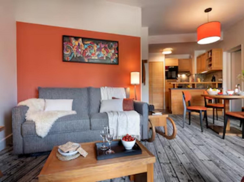 aaa-151082-43-1000074