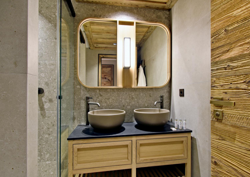 apartment-dou-of-the-lanches-vdo-meribel-bathroom-2-1453797