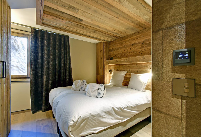 apartment-les-bosses-vdo-meribel-bedroom-1453826