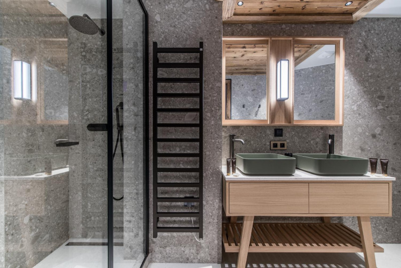 apartment-mirabelle-lgcdp-meribel-bathroom-2-1454311