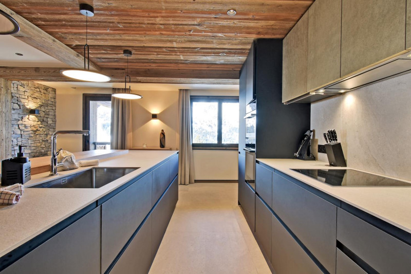 apartment-rosael-vdo-meribel-kitchen-2-1453665
