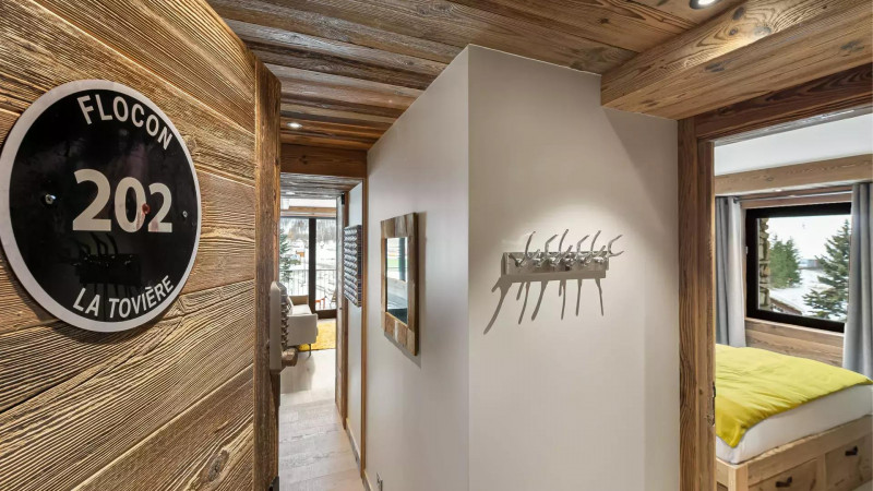 appartement-flocon-2-location-chalets-covarel-val-disere-alpes-france-entree-jpg-1450547