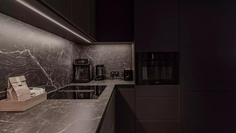 appartment-le-cinq-val-d-isere-kitchen-jpg-1453192 appartment-le-cinq-val-d-isere-kitchen-jpg-1453192