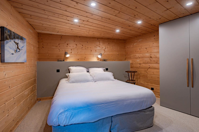 bc6ceda1-650e-4ec2-ab5e-2a432481140e-1450790