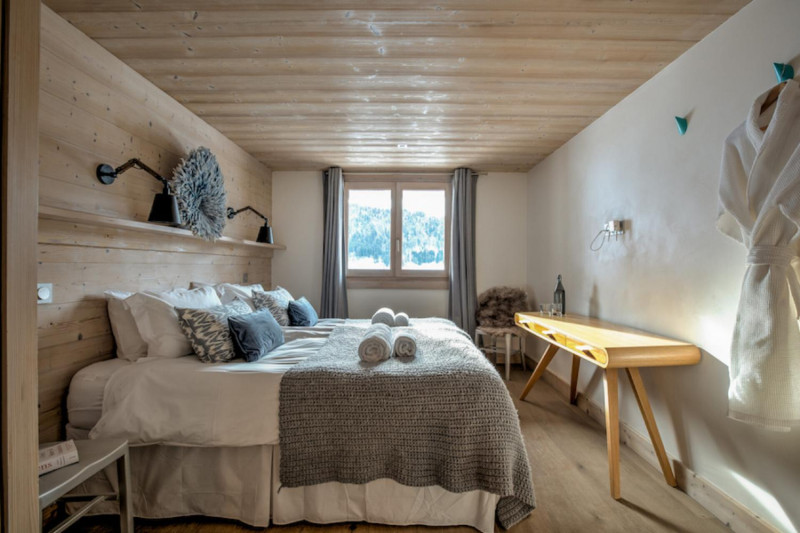 bedroom-2025-01-07-170741-esvl-1449785