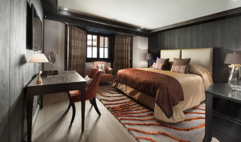 c08c490f-aab3-4ee0-8b8b-45d90cc3cd3f-1451530