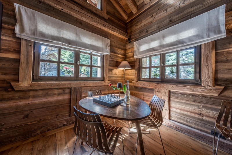 c35a59b6-db1a-4030-bd20-70d034a97e5f-1451637