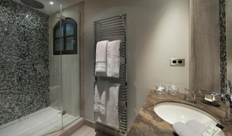 c4a88064-cabf-4dec-a391-01f5a48f1cee-1451529