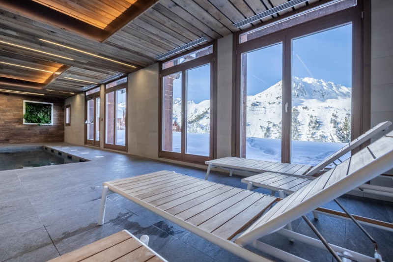 chalet-altitude-arc-2000-swimming-pool-16-263894