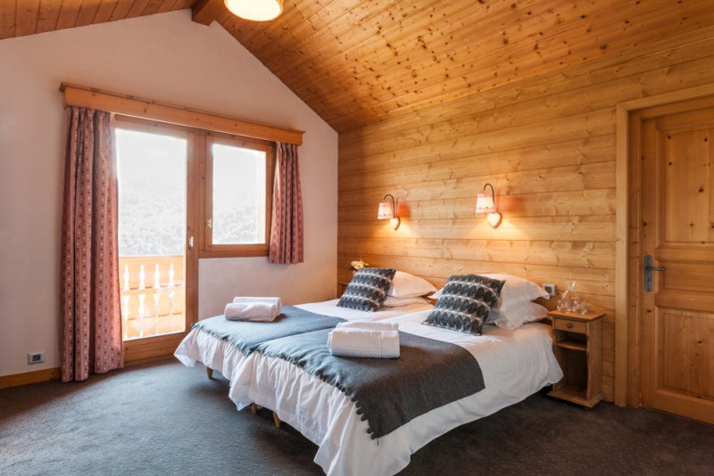 chalet-charmille-bedroom-4-1453168