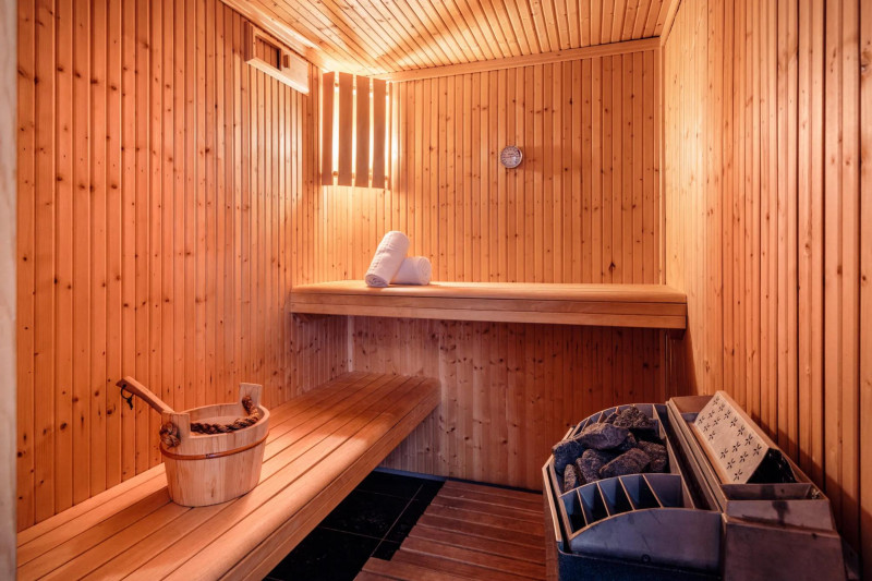 chalet-cisampo-spacious-and-cozy-chalet-fireplace-nordique-bath-close-to-shops-11-1464130
