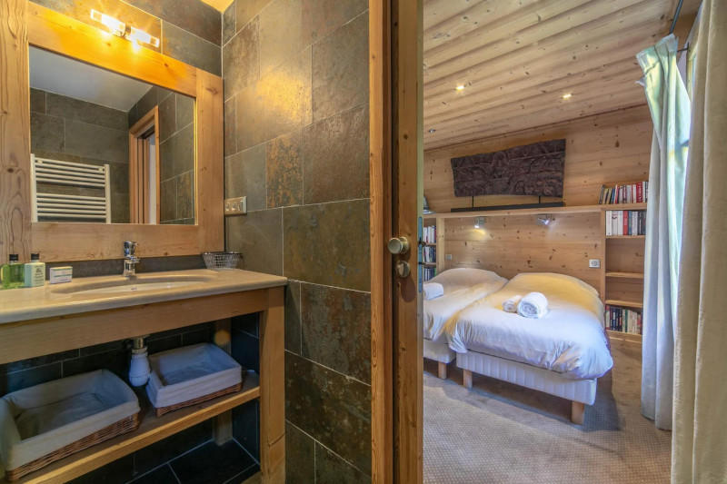 chalet-cisampo-spacious-and-cozy-chalet-fireplace-nordique-bath-close-to-shops-14-1464133