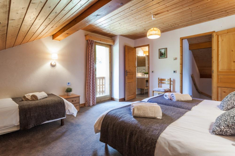 chalet-covie-meribel-bedroom-4-1453153 chalet-covie-meribel-bedroom-4-1453153
