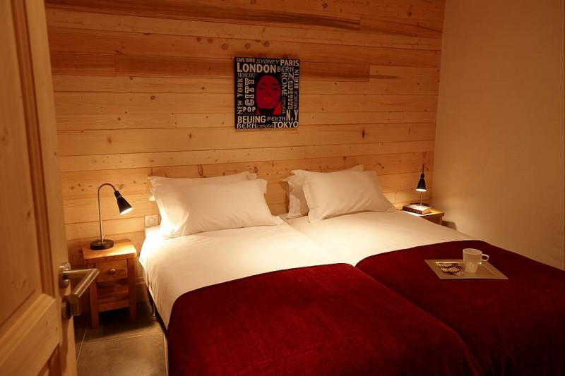 chalet-croquette-meribel-bedroom-326154