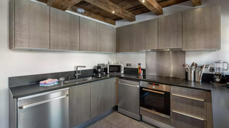 chalet-face-location-chalets-covarel-val-d-ise-re-alpes-france-cuisine-jpg-1450648