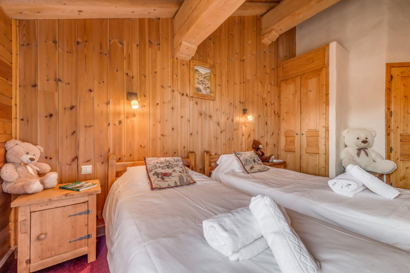 chalet-gypaete-1-7-rooms-14-people-tignes-le-lac-21-1464191
