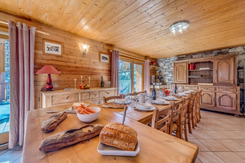 chalet-gypaete-1-7-rooms-14-people-tignes-le-lac-8-1464178