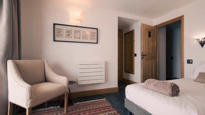 chalet-impala-meribel-bedroom-1-min-355667