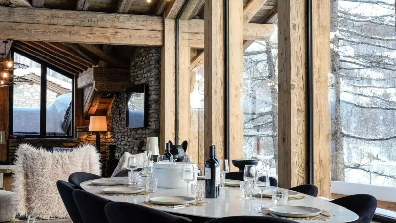 chalet-le-cre-t-location-chalets-covarel-val-d-ise-re-alpes-france-salle-a-manger-jpg-1450398