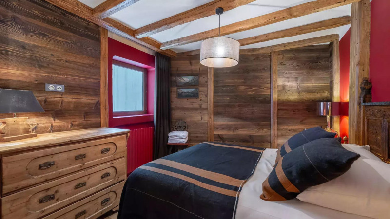 chalet-lievre-blanc-location-chalets-covarel-val-d-ise-re-alpes-france-chambre-2-jpg-1450612