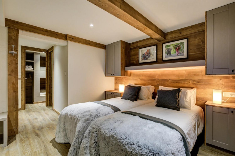 chalet-mine-2-14-1449999