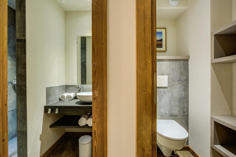 chalet-mine-2-8-1449993