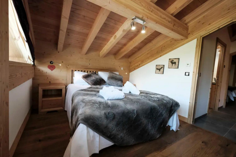 chalet-tawny-6-1463198