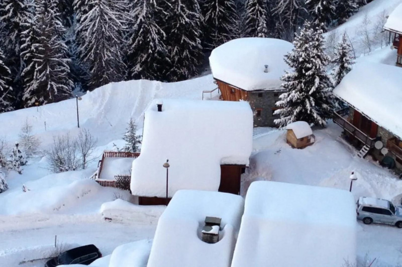 chalets-de-la-croisette-2-1462847 chalets-de-la-croisette-2-1462847